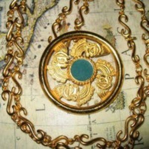 ❤️Beautiful Vintage CCORI Peruvian Gold and Green Enamel Pendant Necklace Signed